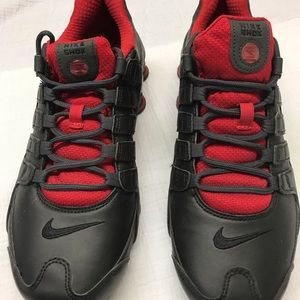 Nike Shox Model 833579003.